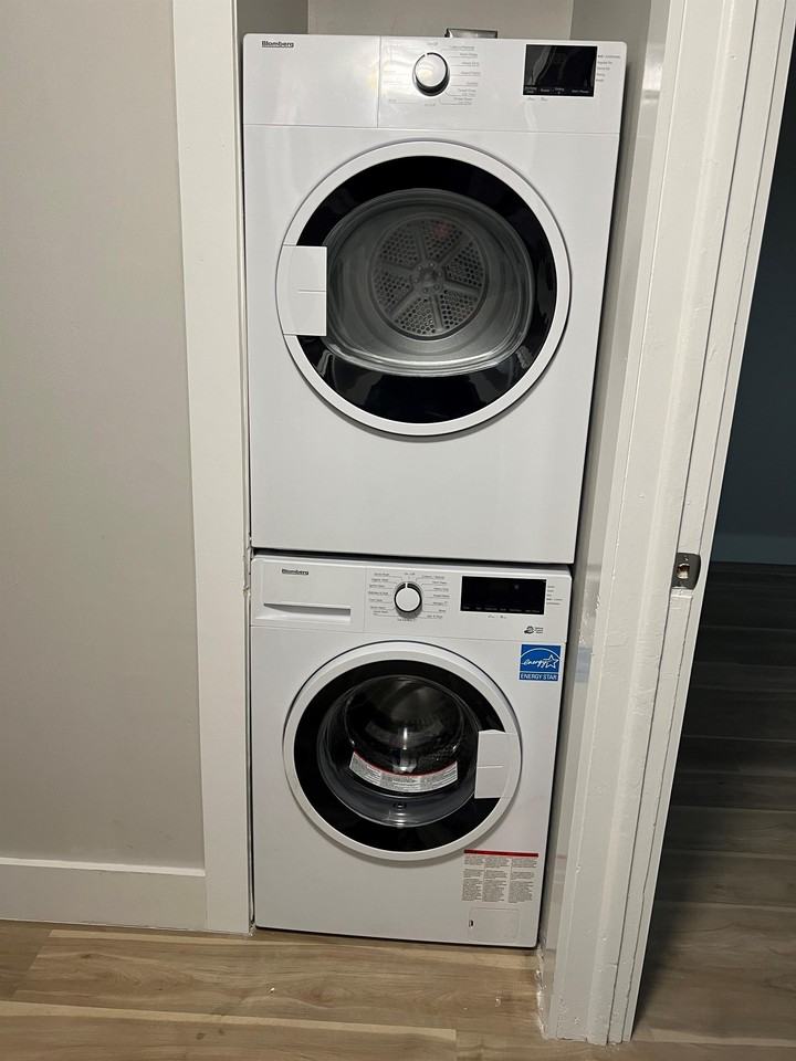 APARTMENTS ON 11TH, LLC - Photo 3 of 18