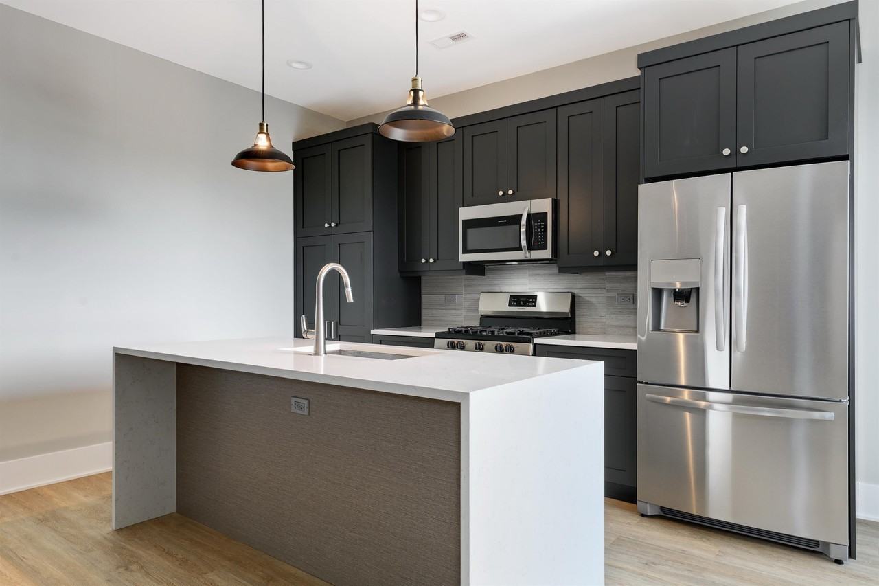 4646 N. Damen - Photo 3 of 16