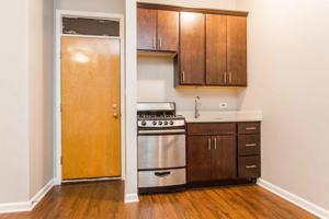 featured image of 4228 N Kenmore Ave