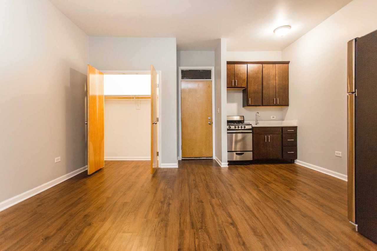 4228 N. Kenmore Avenue - Photo 4 of 42