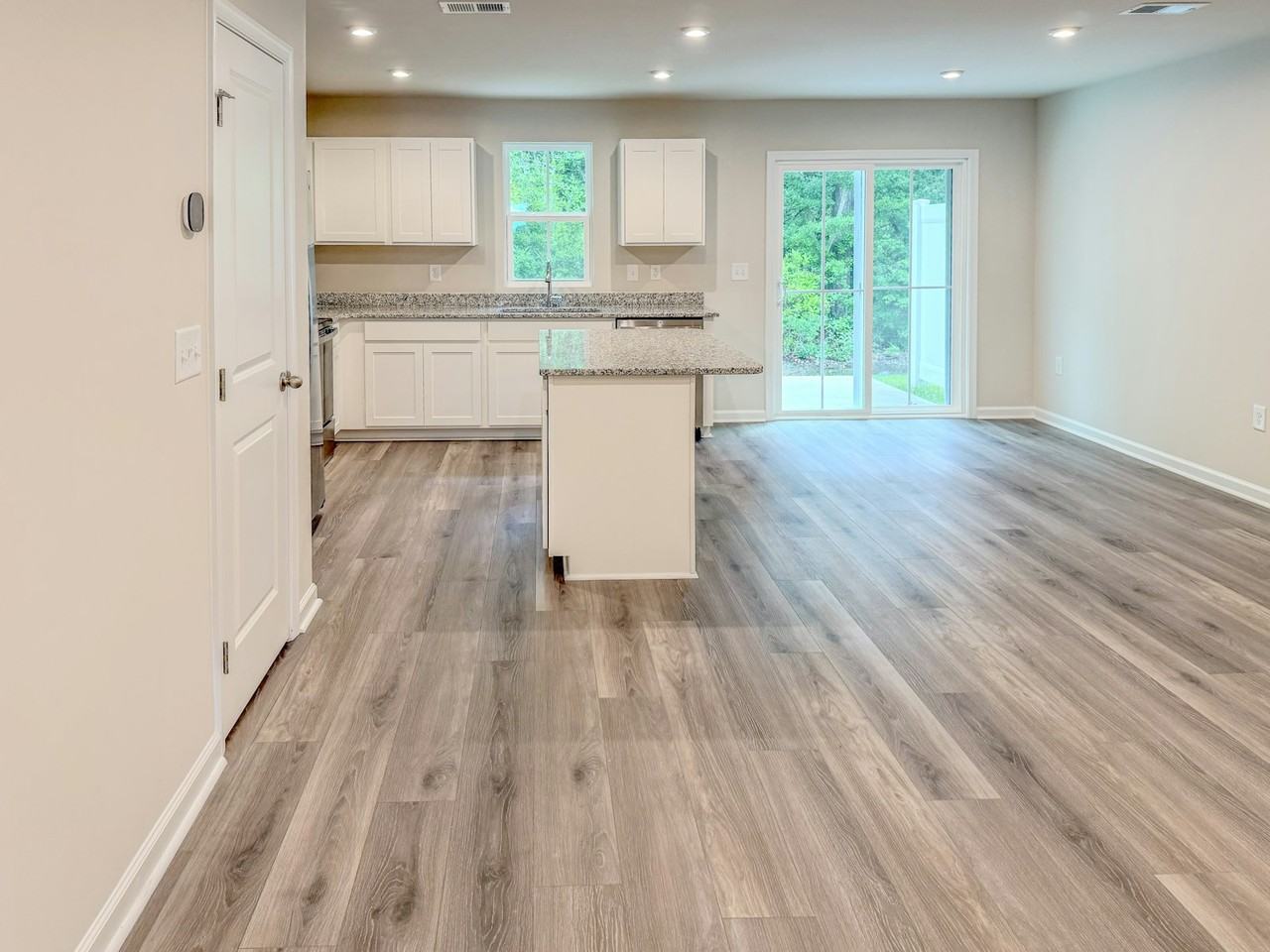 259 Christiana Lane, Unit D - Photo 3 of 18