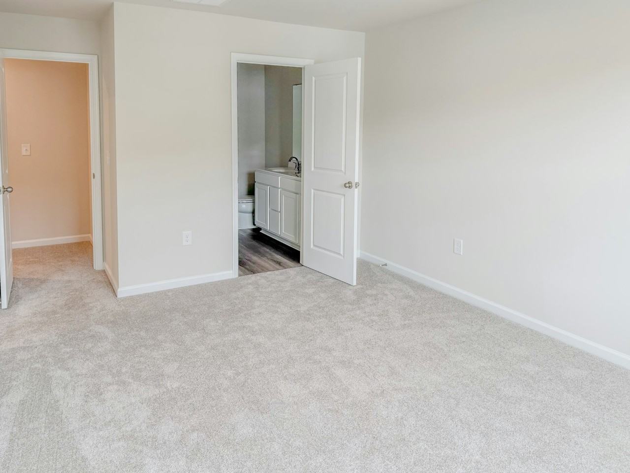 259 Christiana Lane, Unit D - Photo 7 of 18