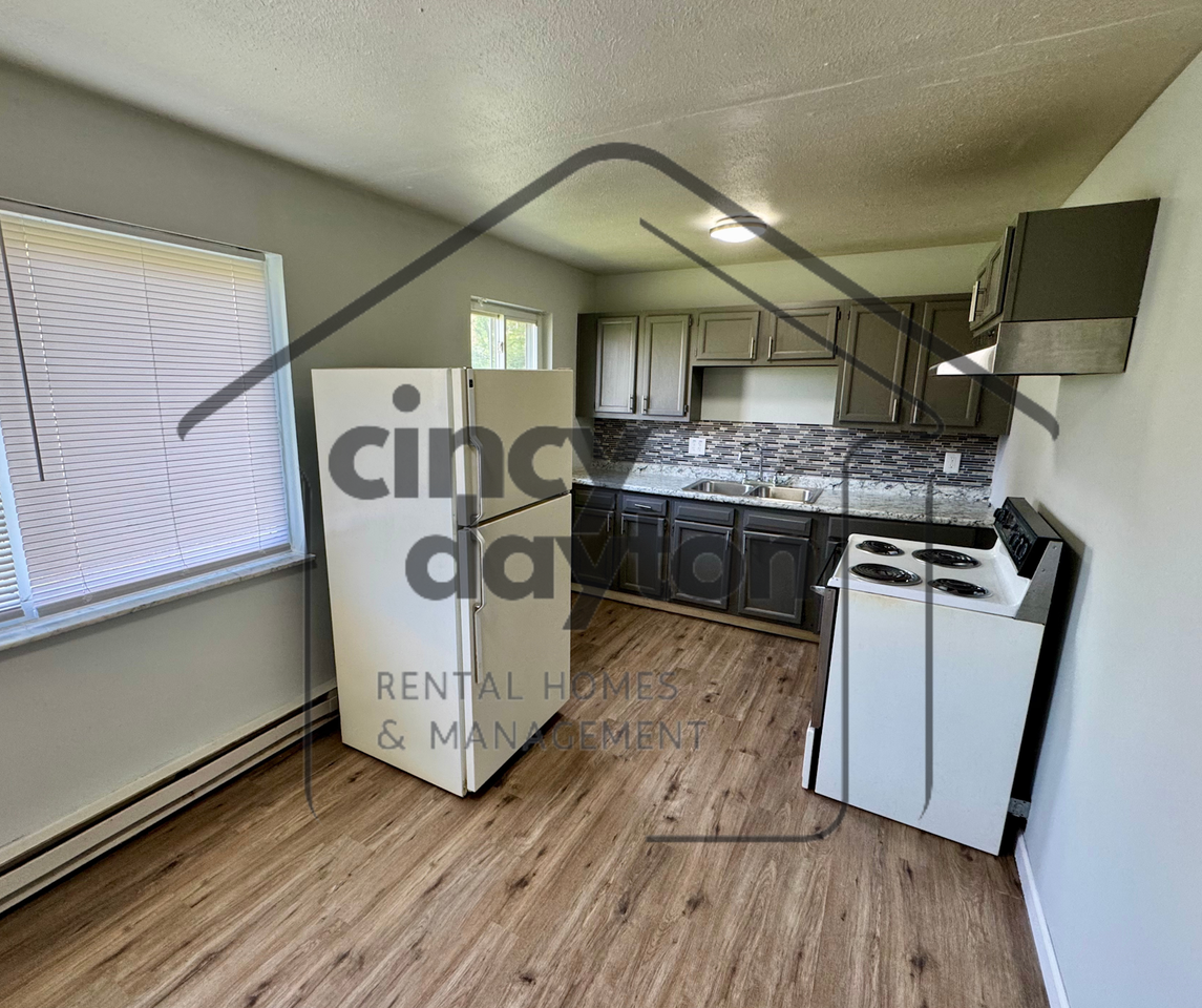 6118 Stover Avenue, Unit 1 - Photo 6 of 16