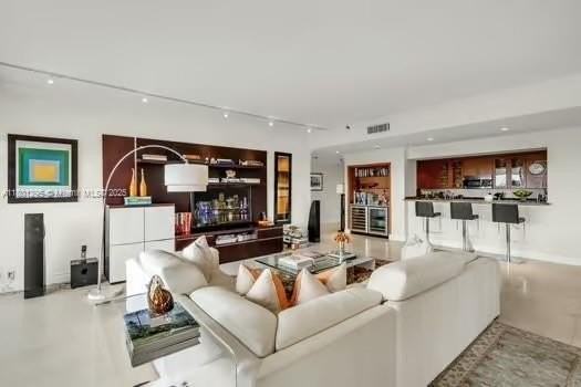 151 Crandon Blvd #525 - Photo 6 of 42