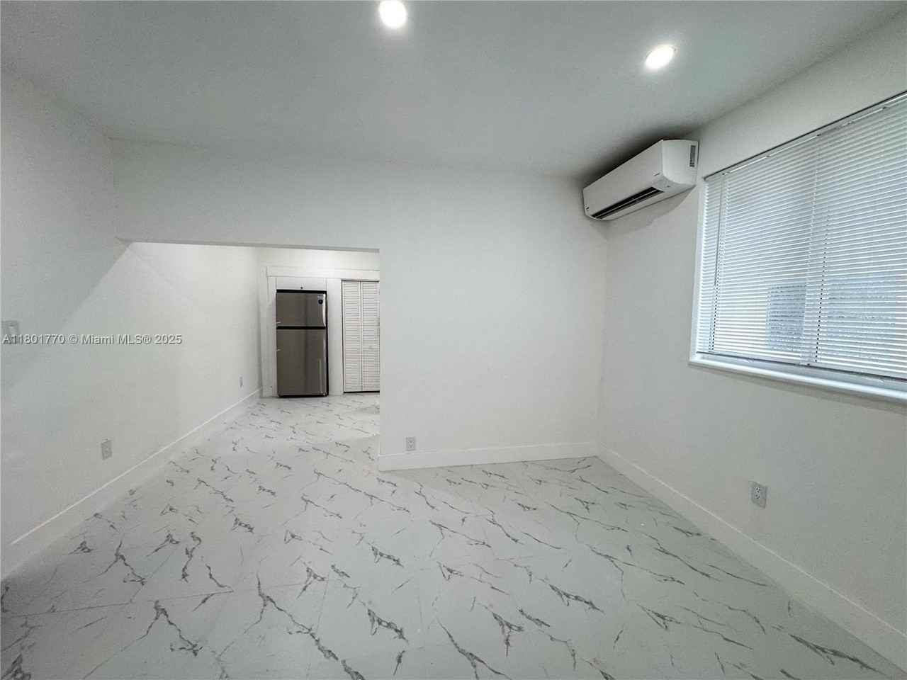 856 Southwest 6th Street #102 - Photo 2 of 9