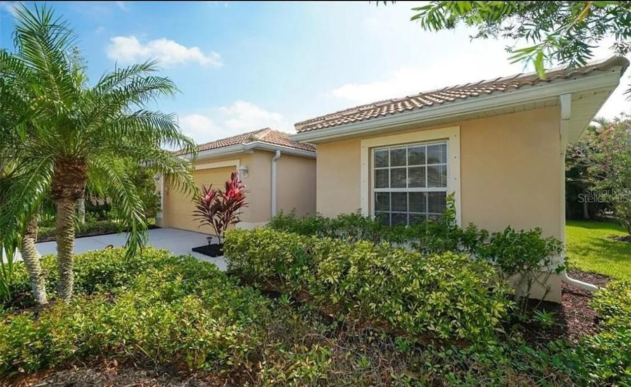 8950 Stone Harbour Loop - Photo 4 of 32