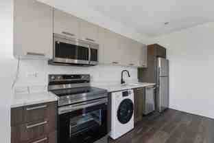 1555 W Hollywood Ave #401 - Photo 1 of 1