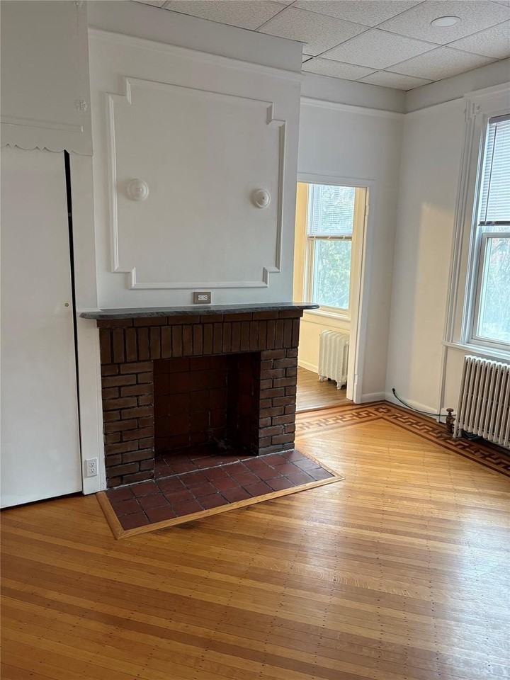 62 S Washington St - Photo 4 of 5