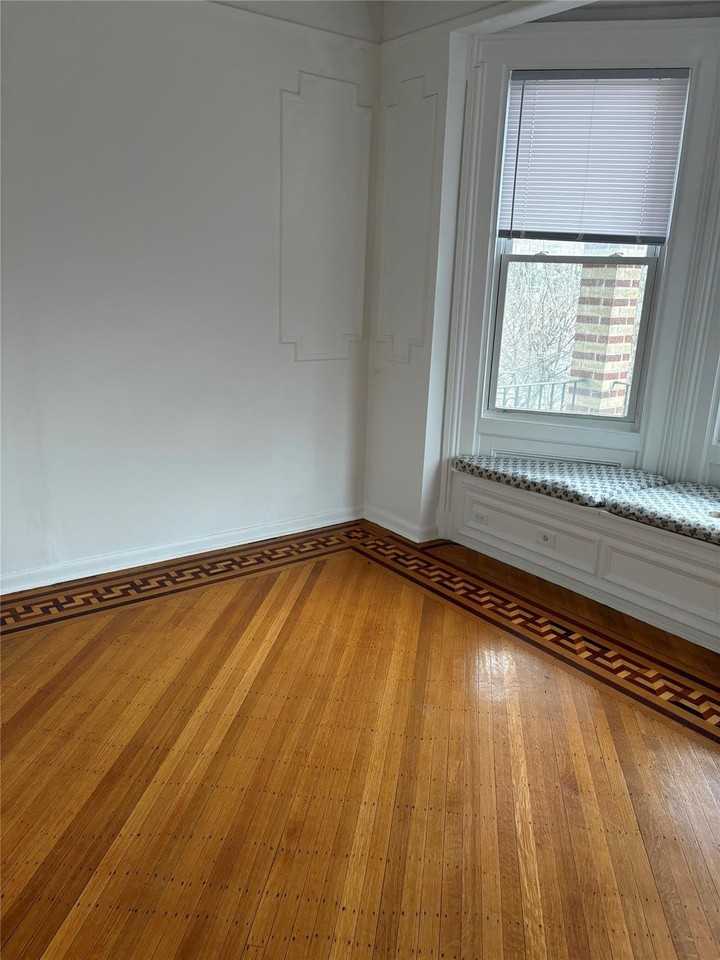 62 S Washington St - Photo 5 of 5