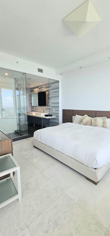 1100 Biscayne Blvd #4300 - Photo 6 of 7