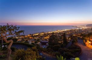 featured image of 2192 Crestview Dr