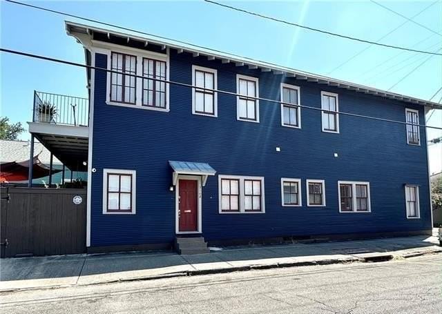 3108 Burgundy St - Photo 2 of 18