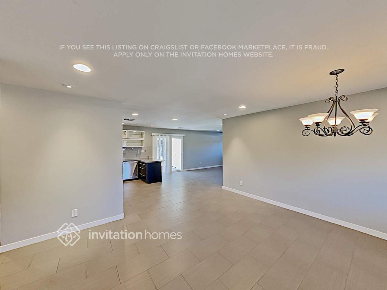 1117 E Alameda Dr - Photo 3 of 17