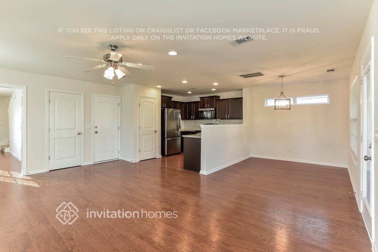 4908 Luker Ln - Photo 3 of 16