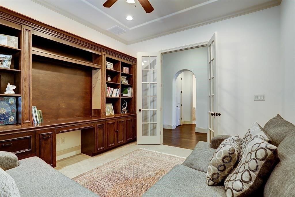 2523 Alan Lake Ln - Photo 6 of 33