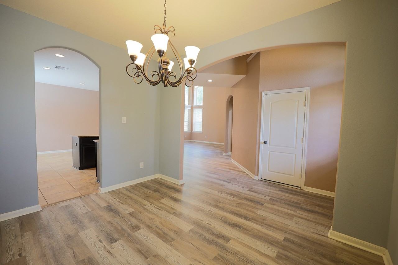 6707 Hunters Creek Ln - Photo 5 of 30