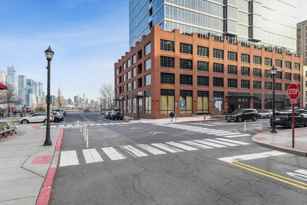1425 Hudson St Unit 4G  