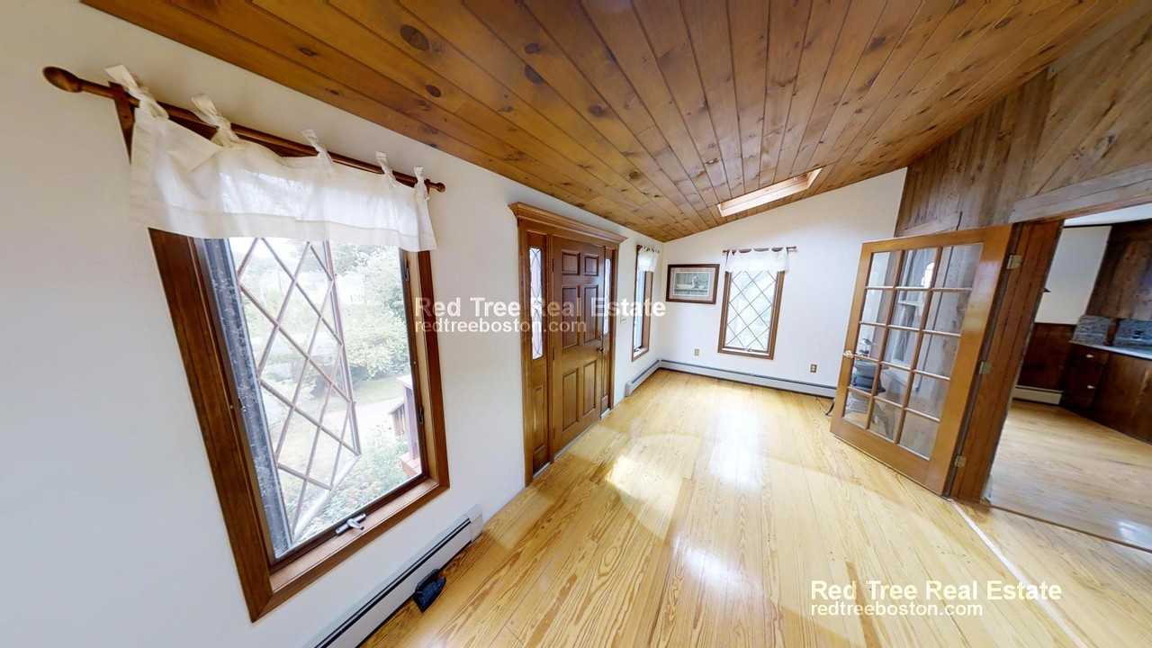 63 Johnson St - Photo 5 of 18