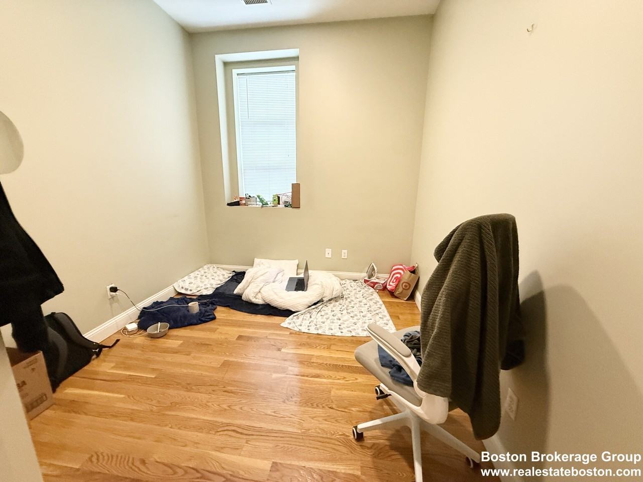 409 Dudley St #5 - Photo 5 of 8