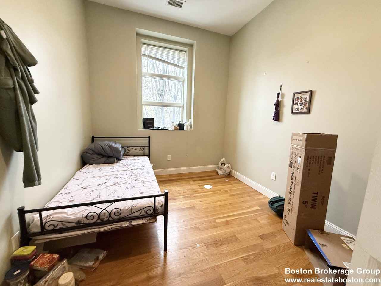 409 Dudley St #5 - Photo 6 of 8