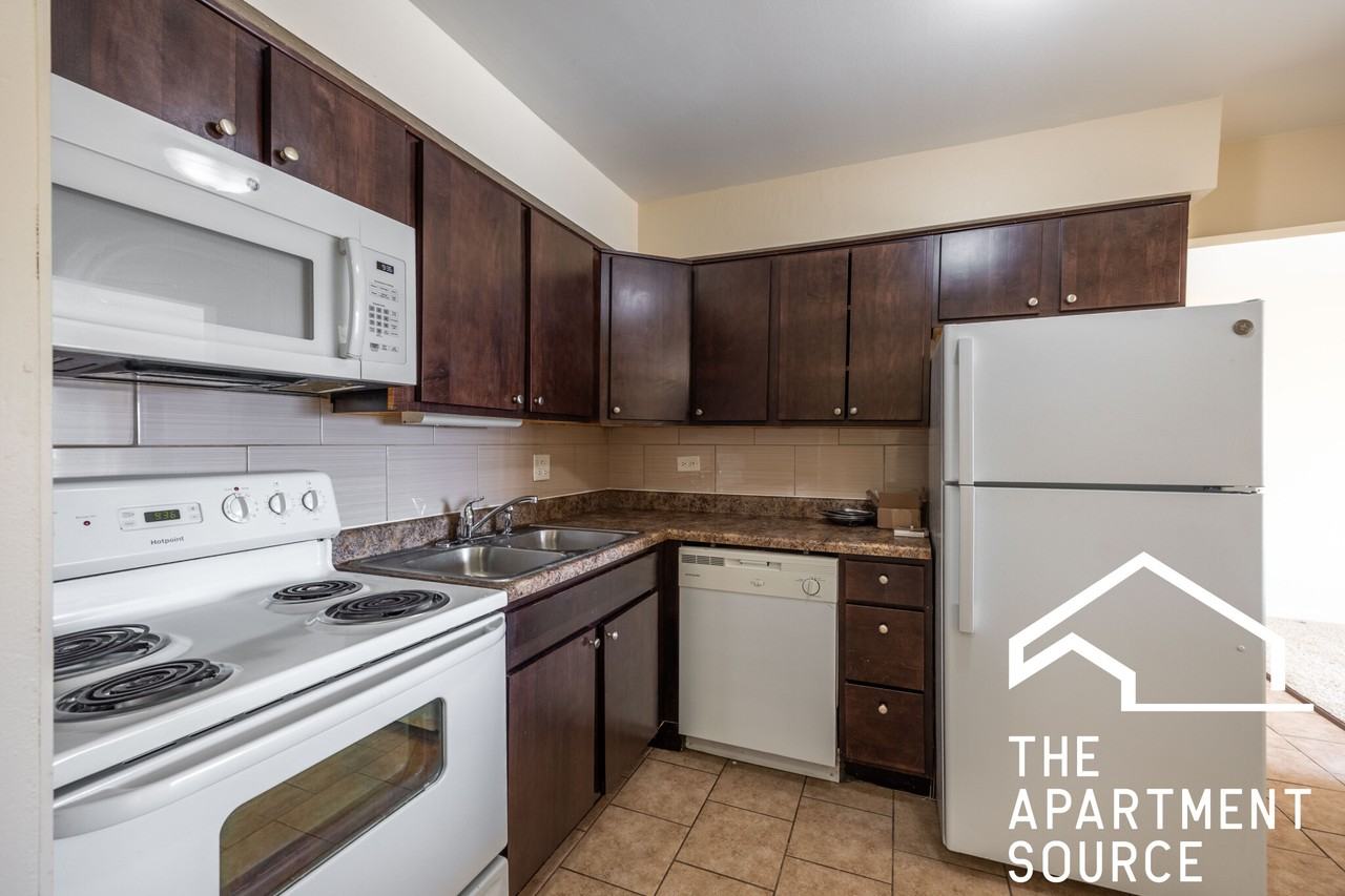 110 N Kenilworth Ave #3E - Photo 2 of 19