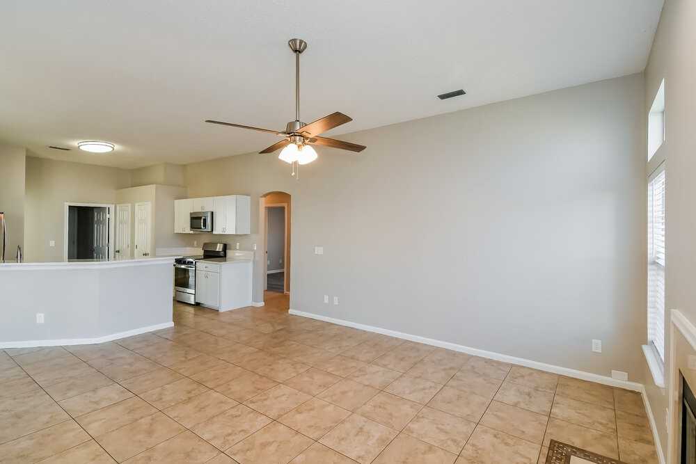 3948 Heavenside Ct - Photo 3 of 16