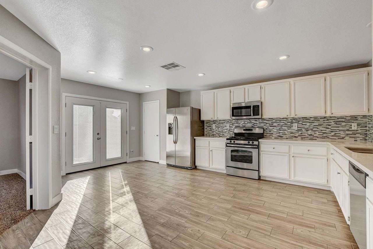 3233 Brayton Mist Dr - Photo 5 of 43
