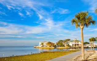 featured image of 5634 Charles St