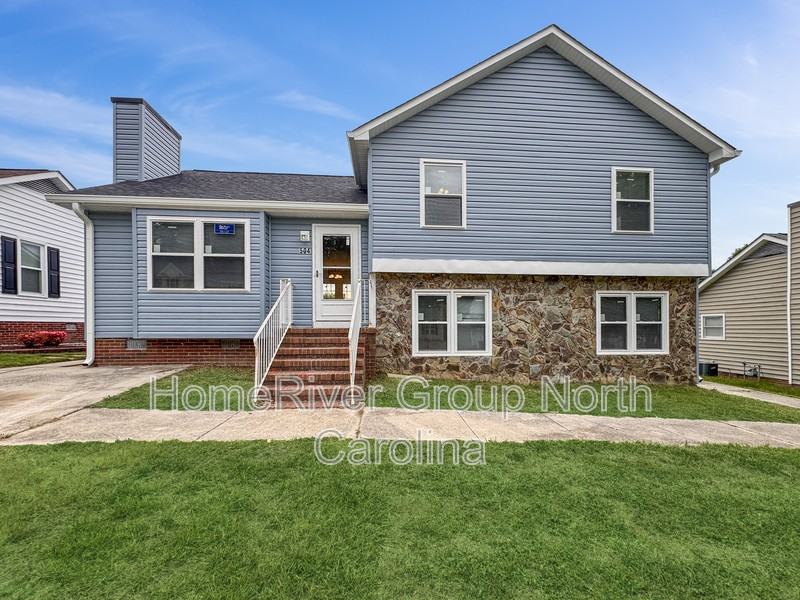 504 Kelly Rd - Photo 2 of 21