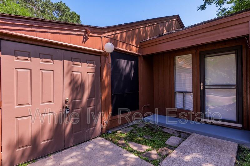 78 Westwood Dr W - Photo 2 of 6