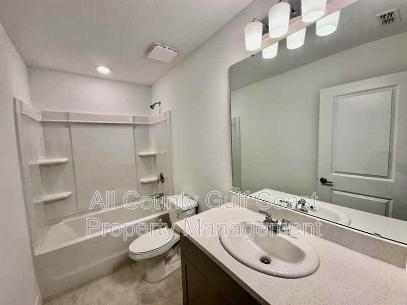 11764 Glenside Ter - Photo 7 of 17