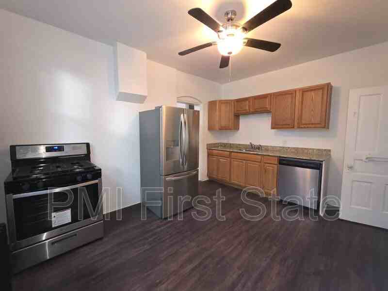 1912 Delaware Ave - Photo 3 of 19