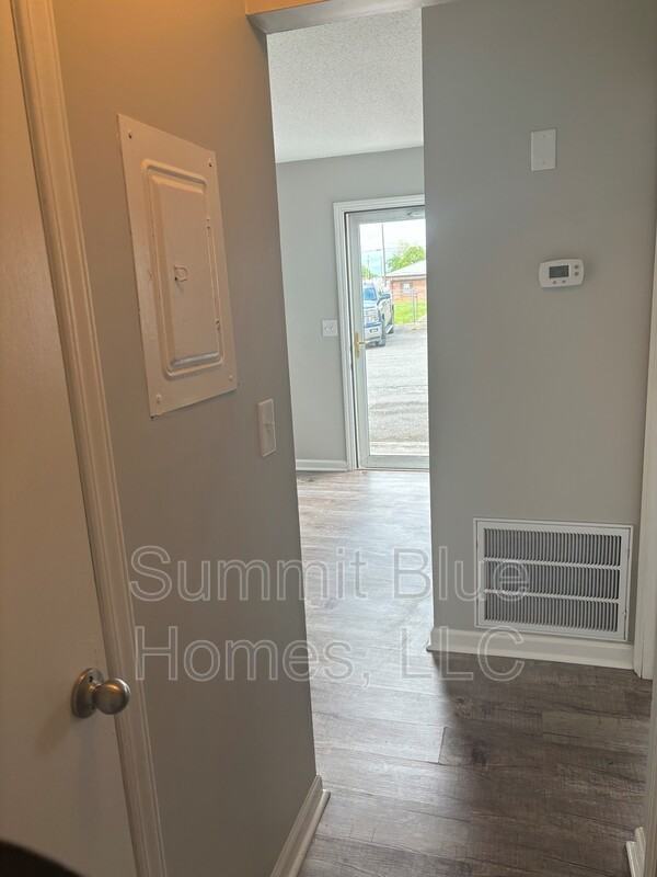 753 Bluff City Hwy #A1 - Photo 5 of 13