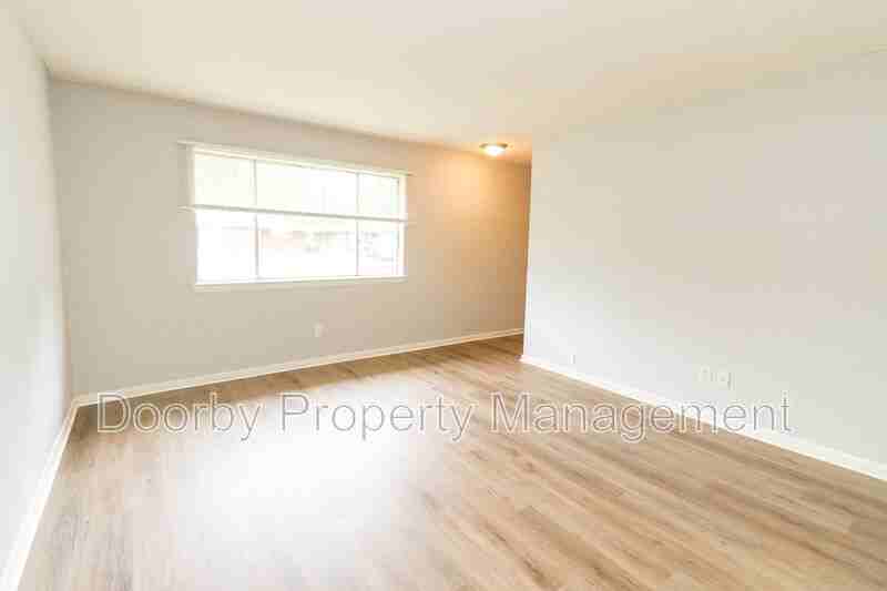 5031 Cameron Ln - Photo 2 of 16