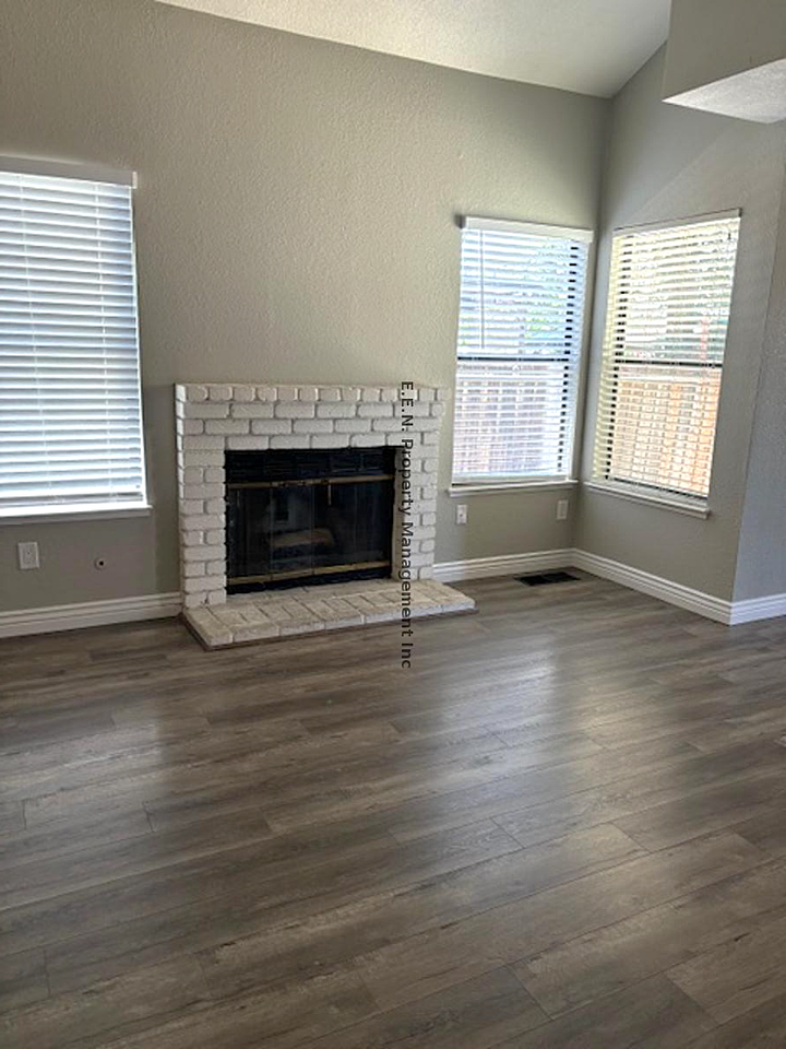 765 Rocky Creek Ter - Photo 3 of 22