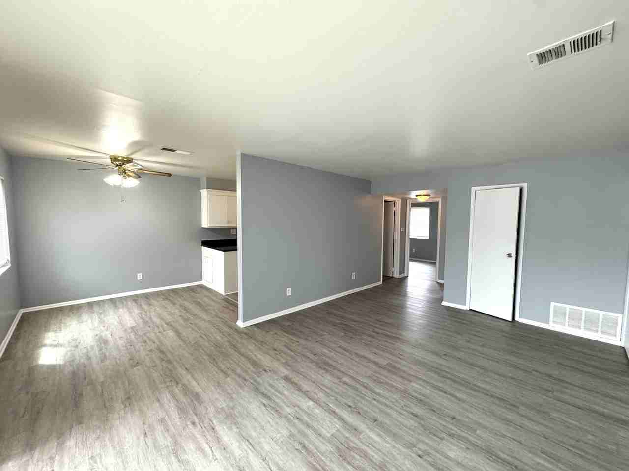 9130 E 10Th St - Photo 2 of 11