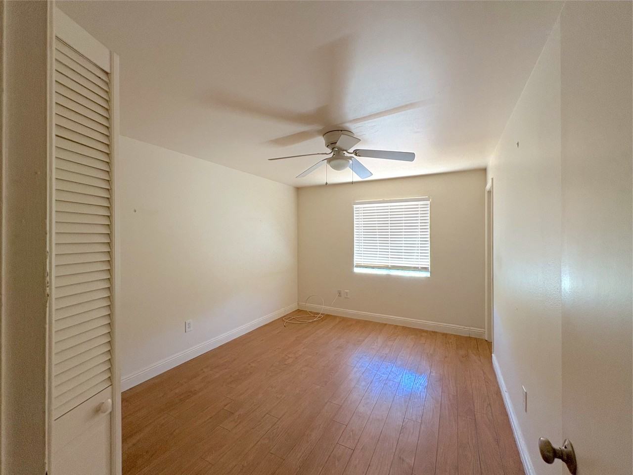 4061 E Ludlow Dr - Photo 7 of 11