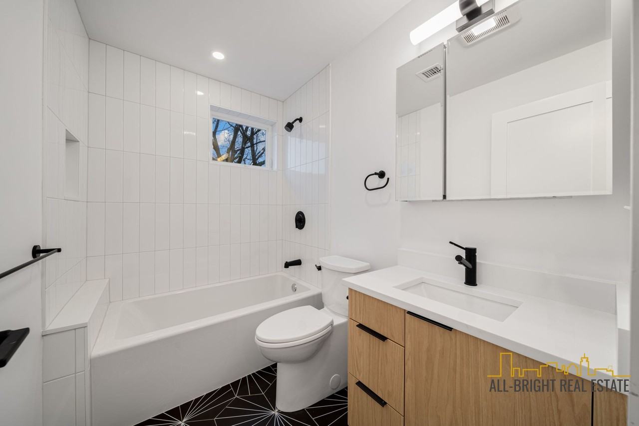 12 Wenham St #3 - Photo 5 of 20