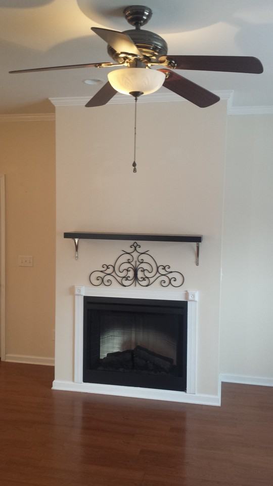 213 Wright Ave - Photo 2 of 8