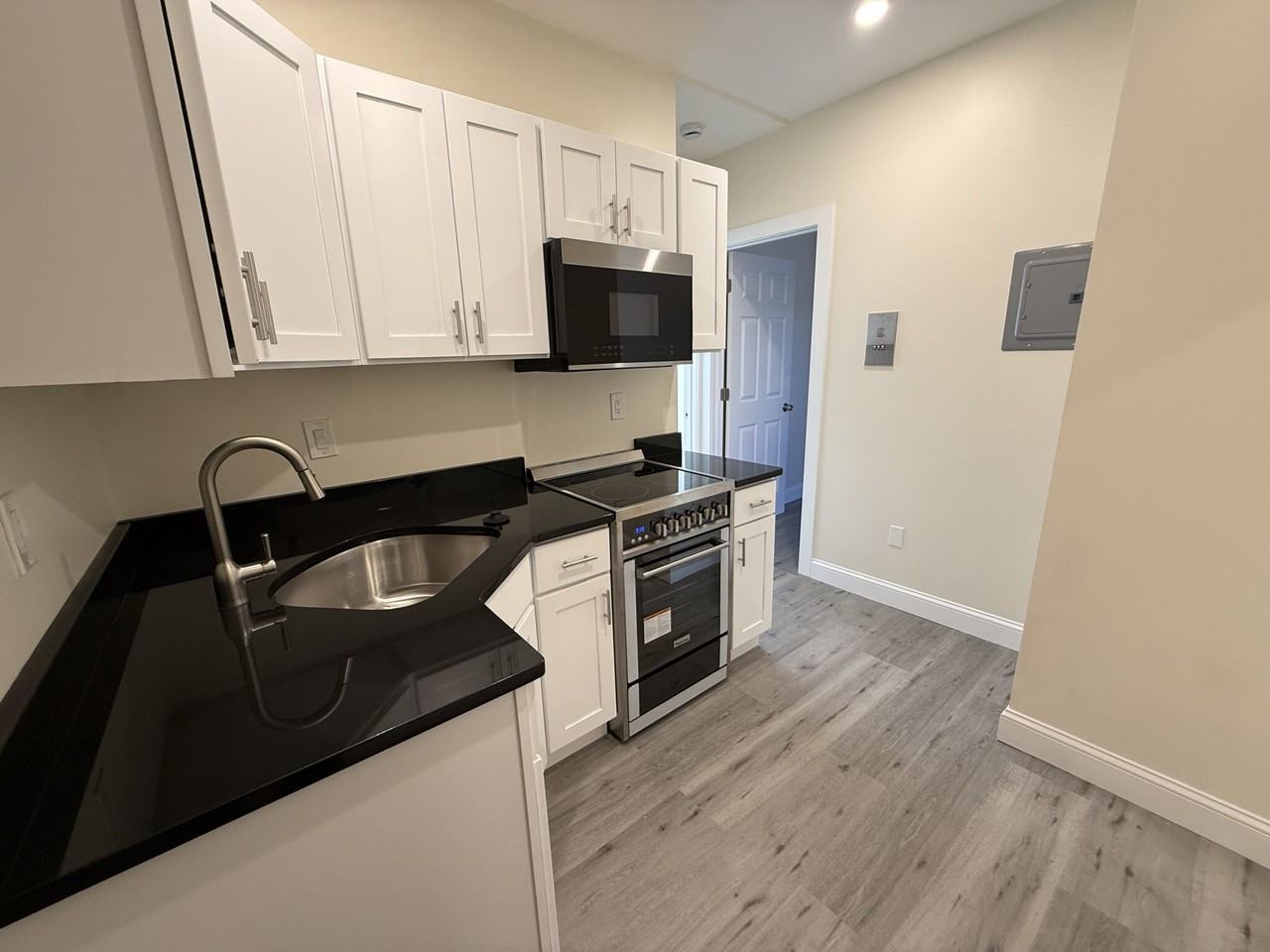 Burbank St #23 - Photo 3 of 17