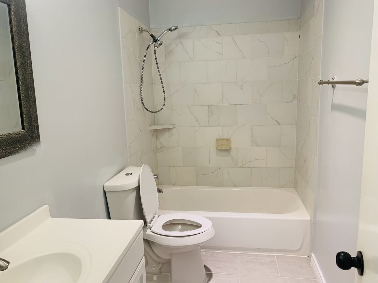 240 Rolling Hills Pl #240 - Photo 3 of 17