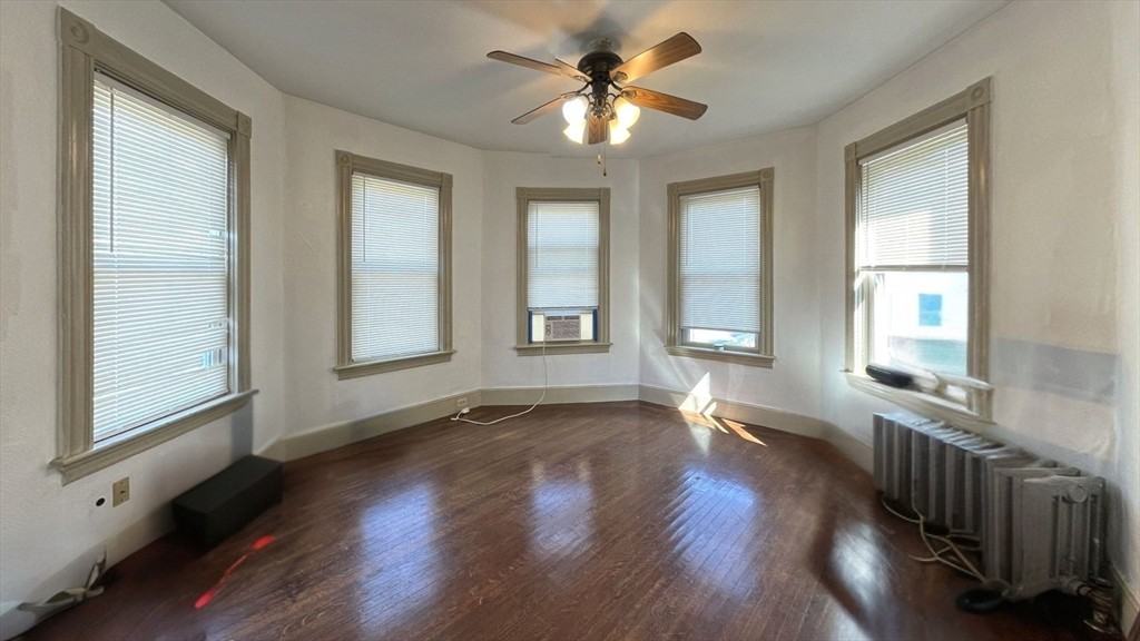14 Tappan Ave #2F - Photo 3 of 8