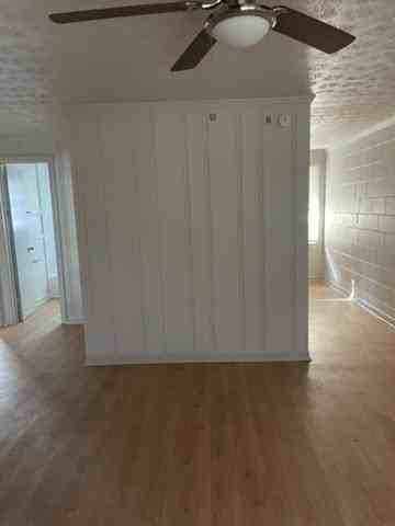 2520 16th Ave - Photo 3 of 5