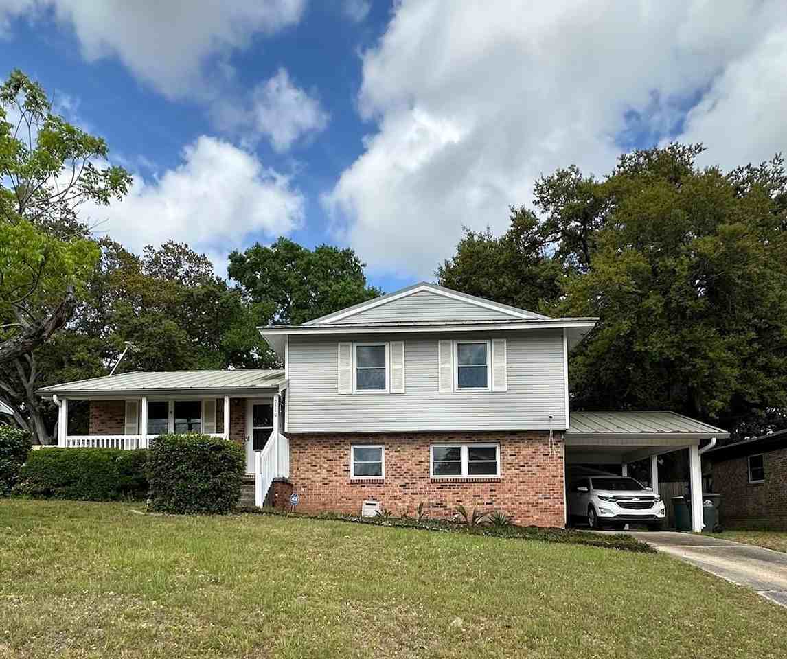 6110 E Shore Dr - Photo 2 of 20