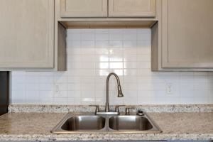 featured image of 1428 S Little Ave