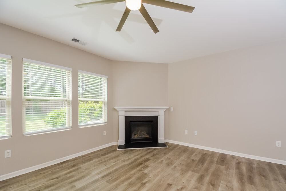 1024 Thoughtful Spot Ln - Photo 5 of 18