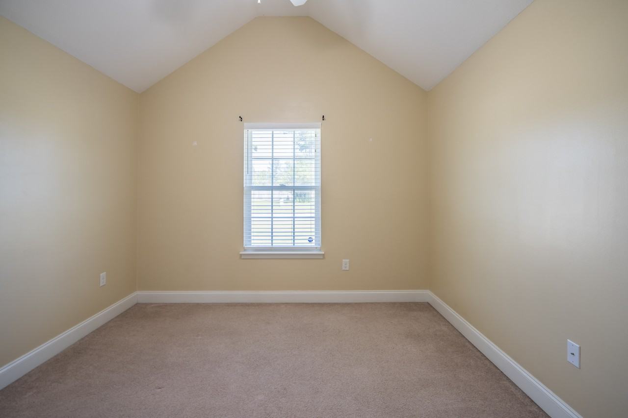 365 Lincoln Way Ne - Photo 6 of 31