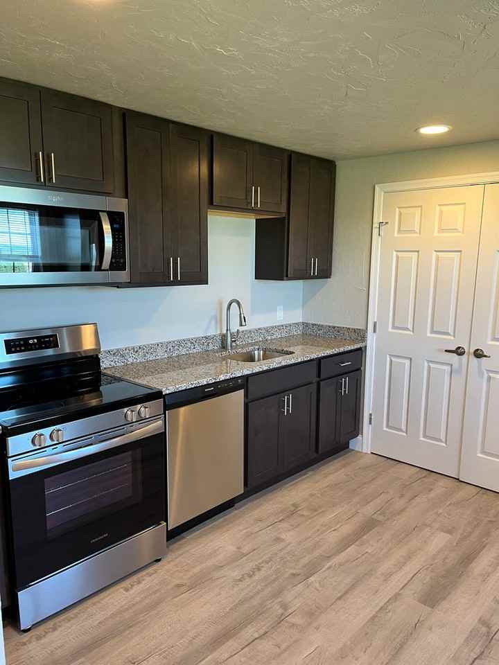 3533 Messersmith Rd - Photo 3 of 50