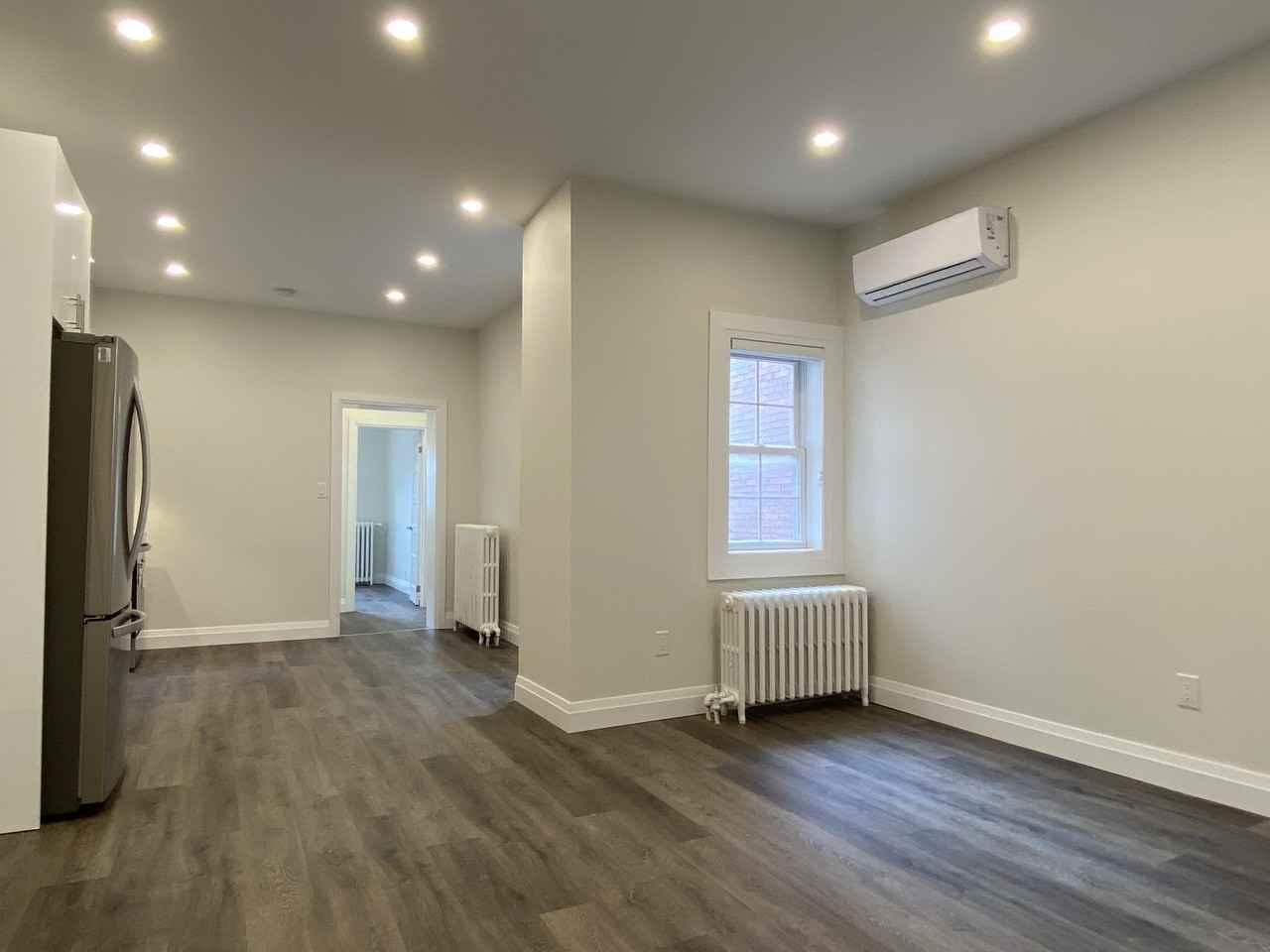 421 Westmoreland Avenue North #MAIN - Photo 6 of 8