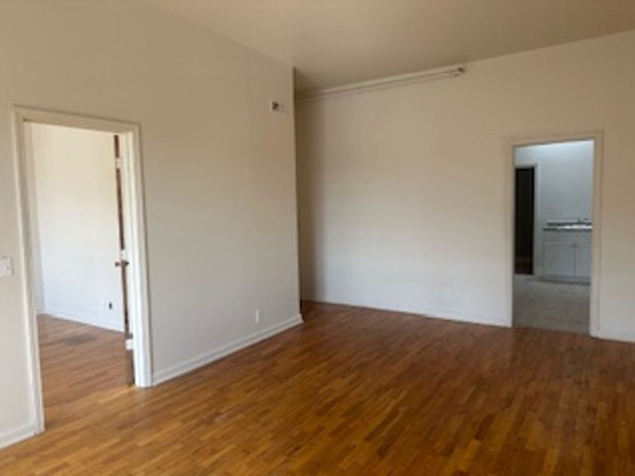 734 1/2 Massachusetts St - Photo 3 of 7